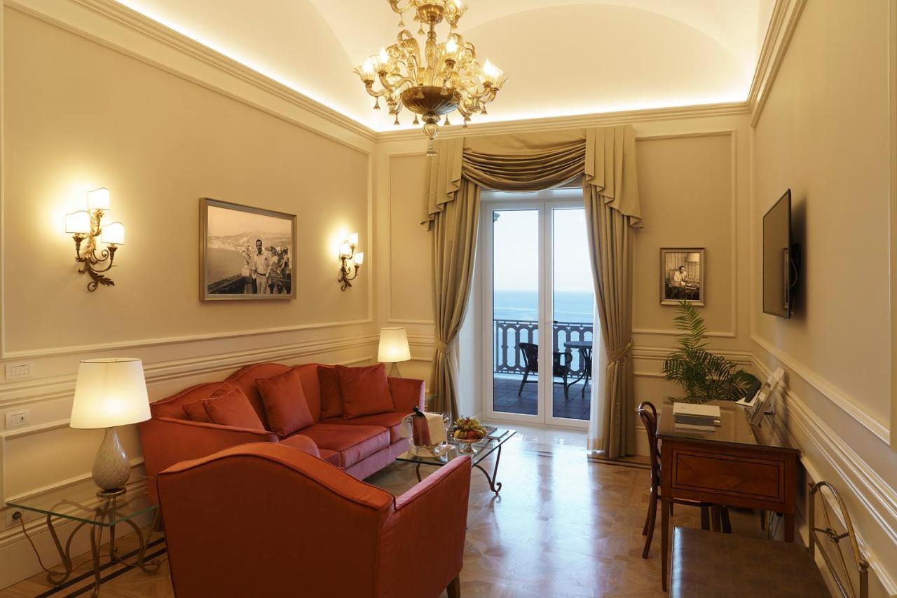 Grand Hotel Excelsior Vittoria Sorrent Exterior foto