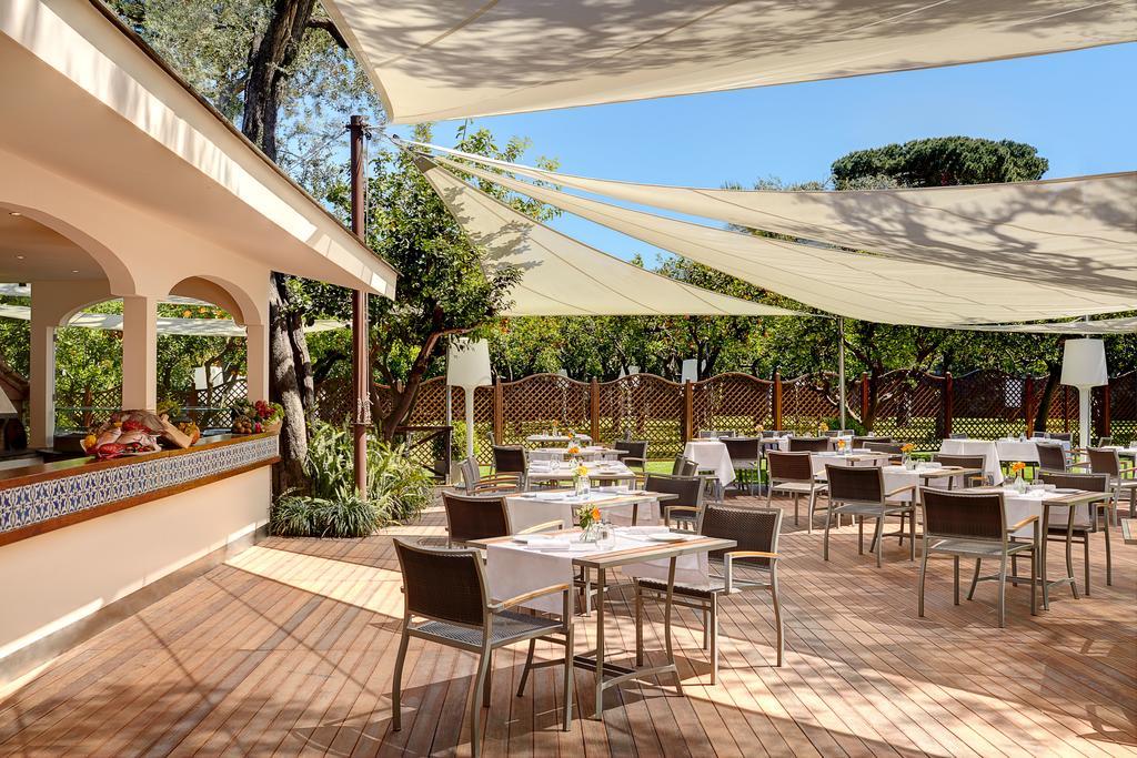 Grand Hotel Excelsior Vittoria Sorrent Exterior foto