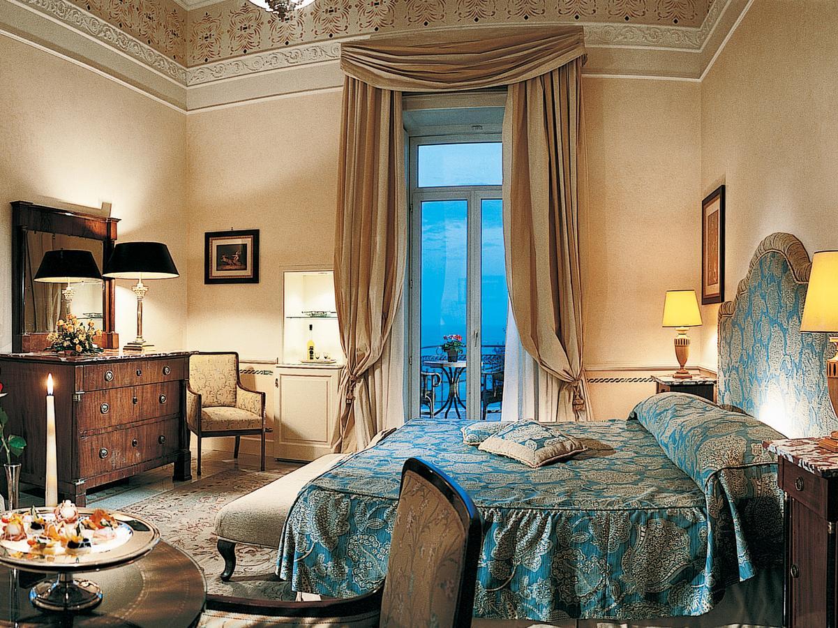 Grand Hotel Excelsior Vittoria Sorrent Exterior foto