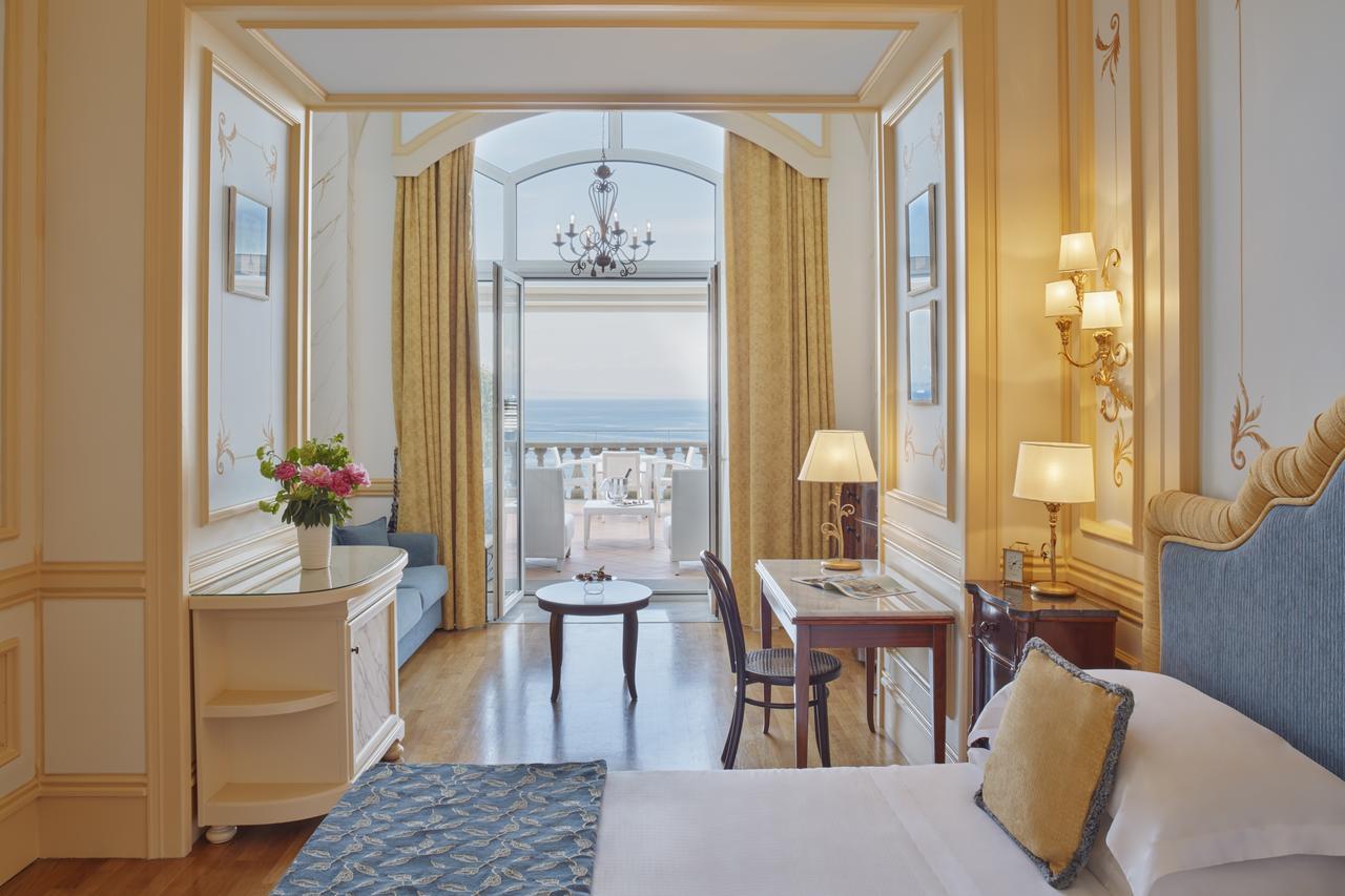 Grand Hotel Excelsior Vittoria Sorrent Exterior foto