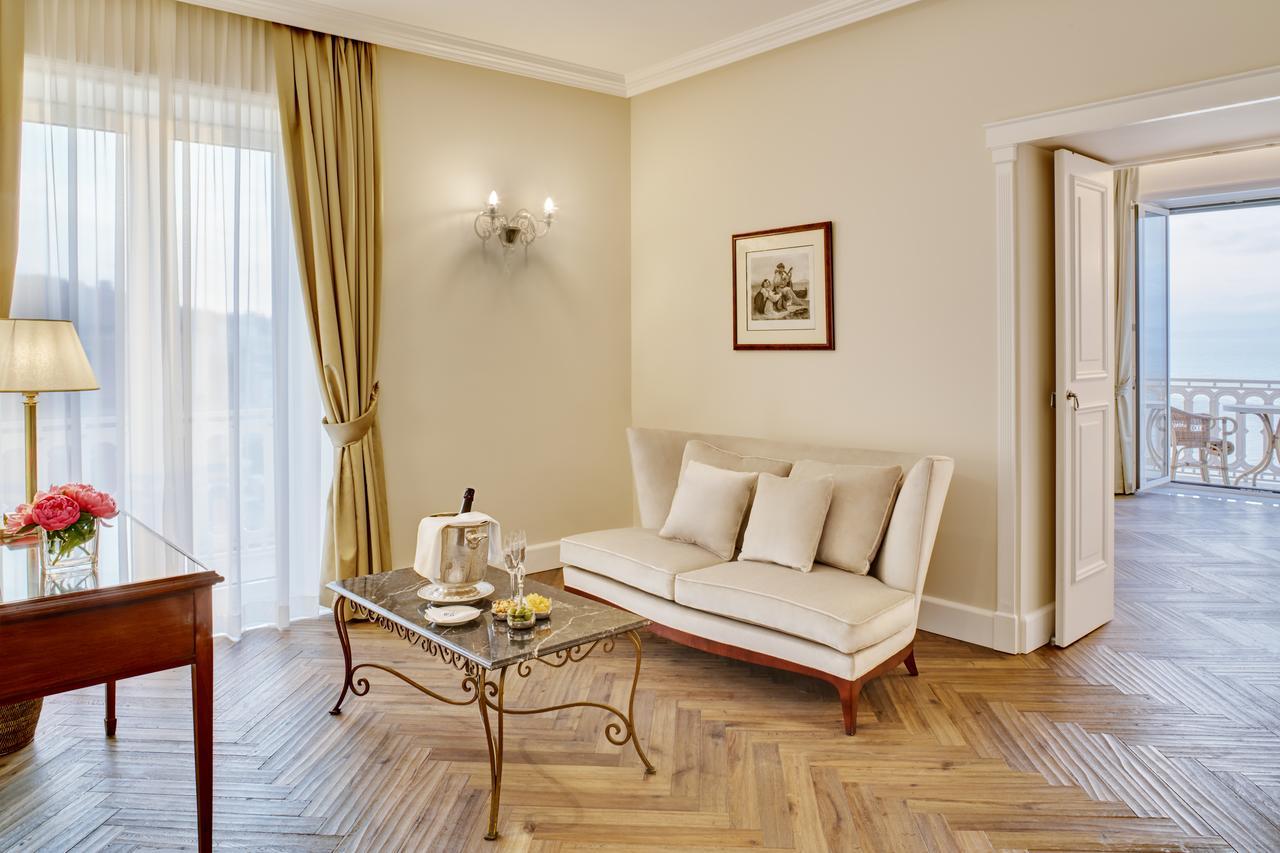 Grand Hotel Excelsior Vittoria Sorrent Exterior foto