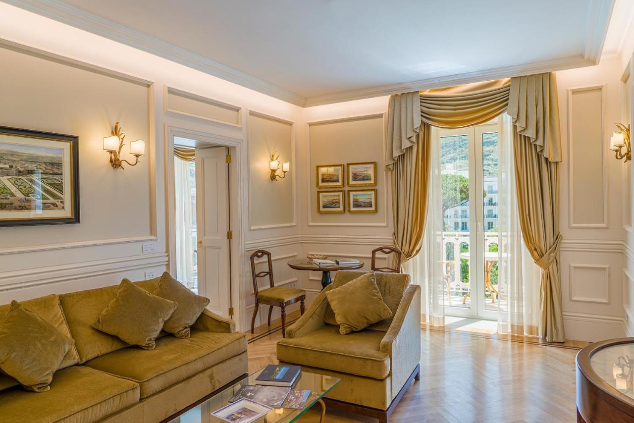 Grand Hotel Excelsior Vittoria Sorrent Exterior foto